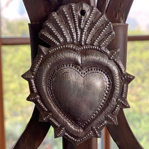 Metal Wall Art, Milagro Sacred Heart, Take Your Worry Away, Ornamental, Gift tag, Handmade in Haiti 3.75" x 3" (SM446-Indiv-D)