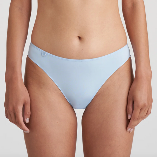 0520820 Tom Rio Brief - Nuage