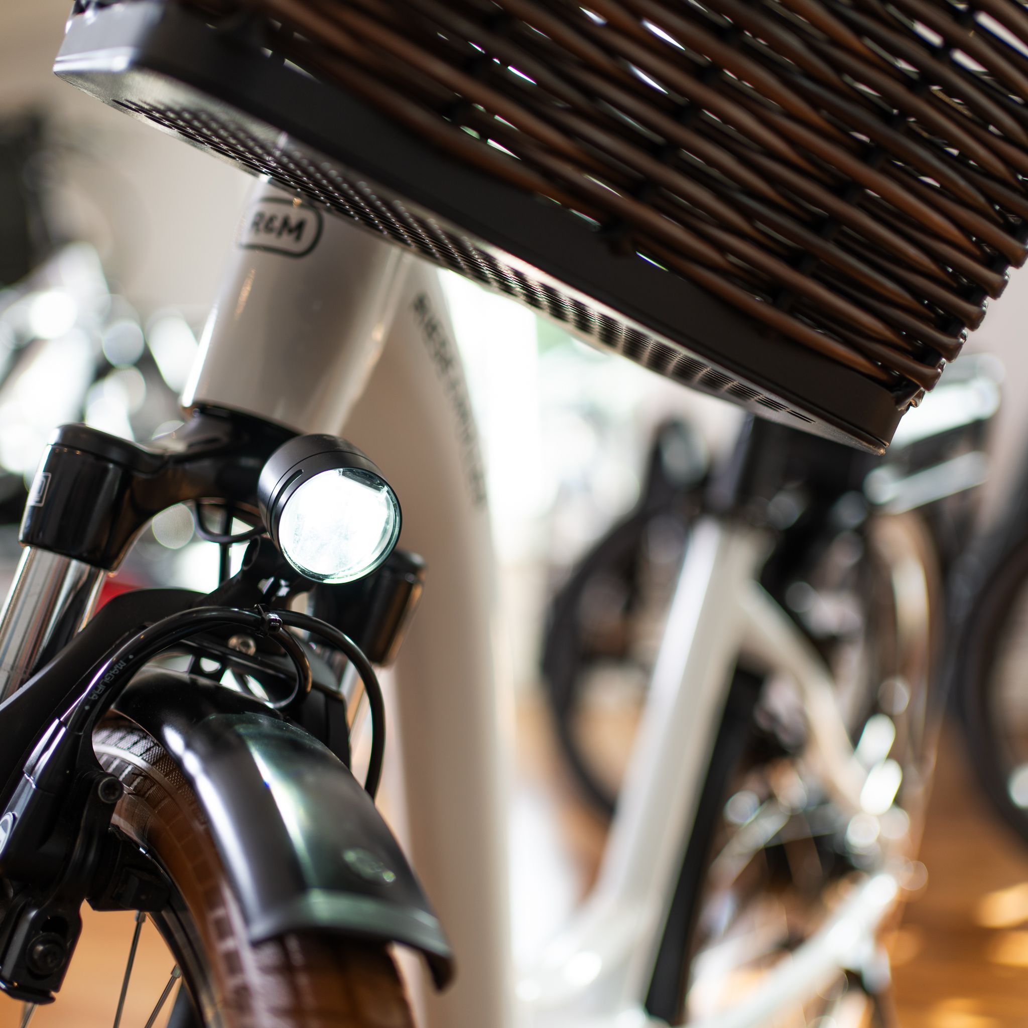 Riese Und Müller Swing Vario Test Riese & Muller Swing Vario 43cm White - NEW