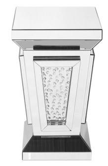 Modern End Table in Clear (173|MF91020)
