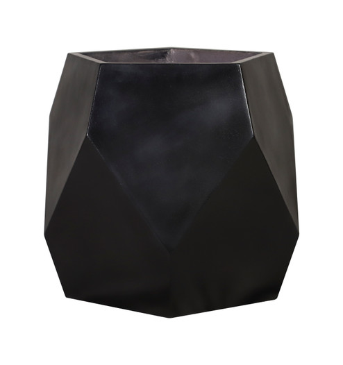 Polygon Planter in Black (45|H0117-10548)