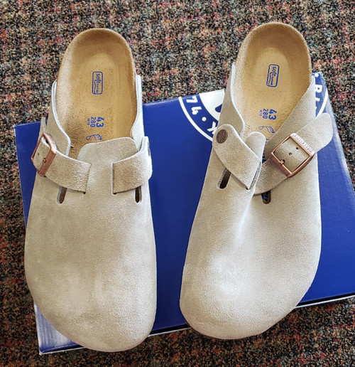 Birkenstock Boston Taupe Suede
Narrow CLASSIC Footbeds - Regular SOFT Footbeds