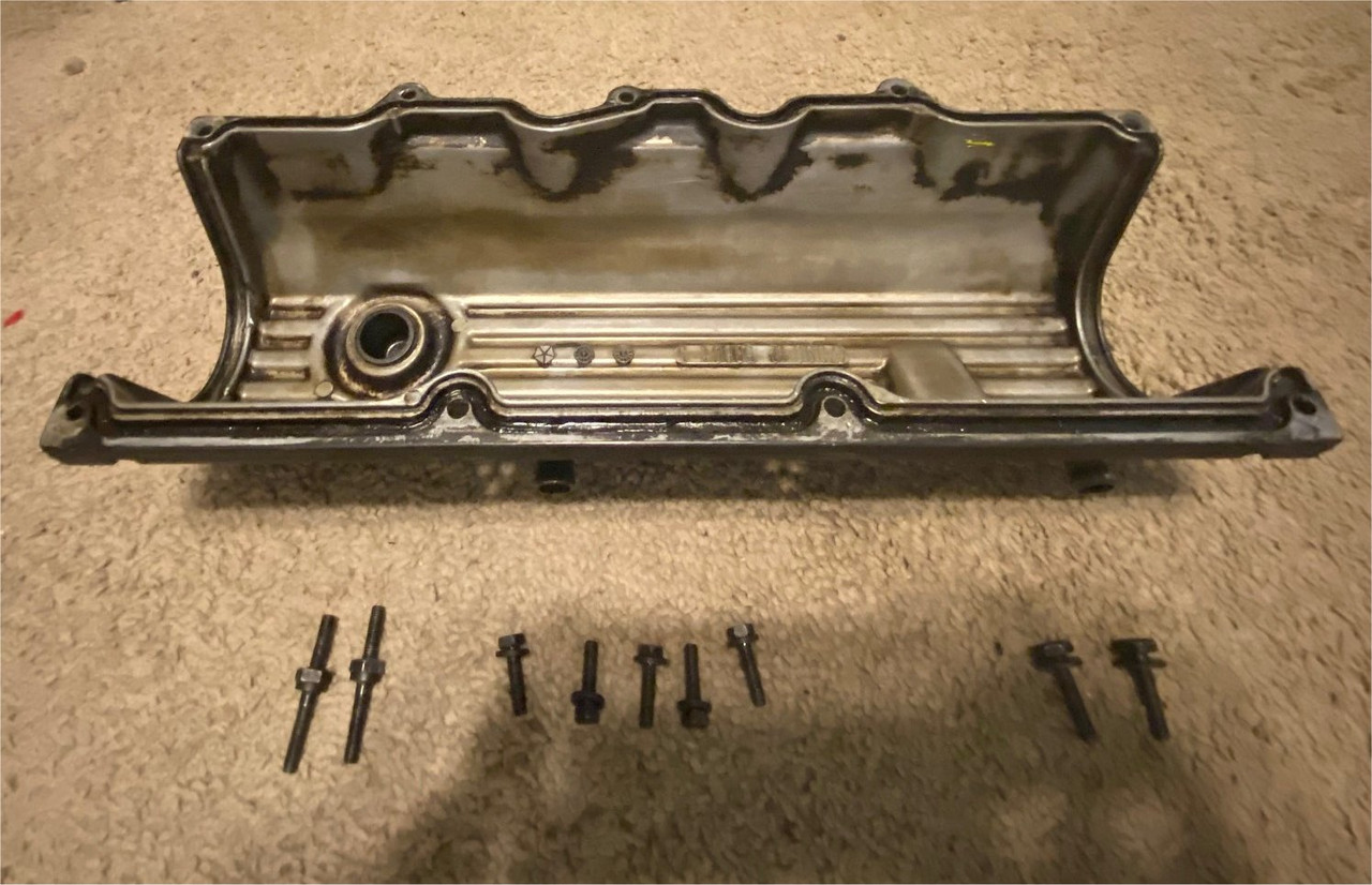 2.2/2.5 Solid Aluminum Valve cover w/cap and hardware