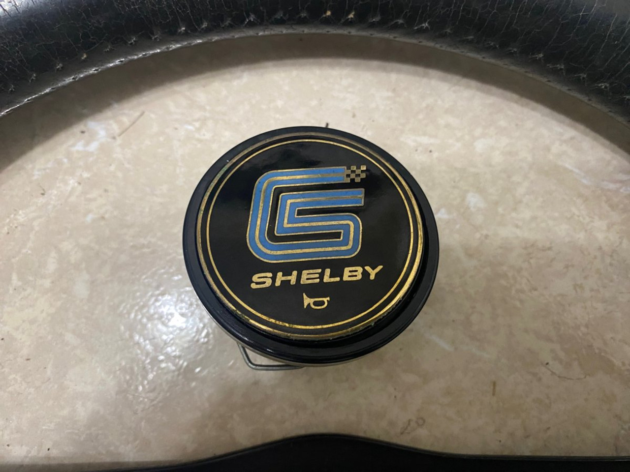 Shelby 4 Spoke Steering Wheel w/Horn Button And Adapter