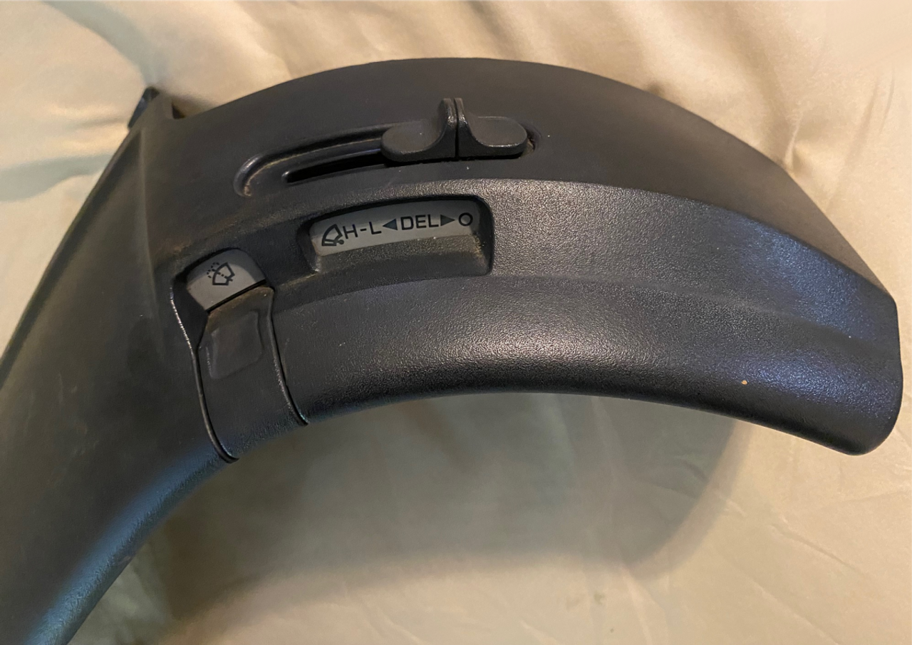 90-93 Instrument Cluster Hood w/Switches (Daytona/Lebaron) 90-93 Instrument Cluster Hood w/Switches (Daytona/Lebaron)