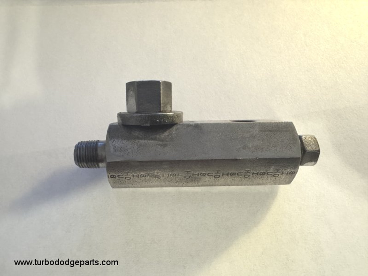 2.2/2.5 Oil Manifold (Fine Thread-84/85)