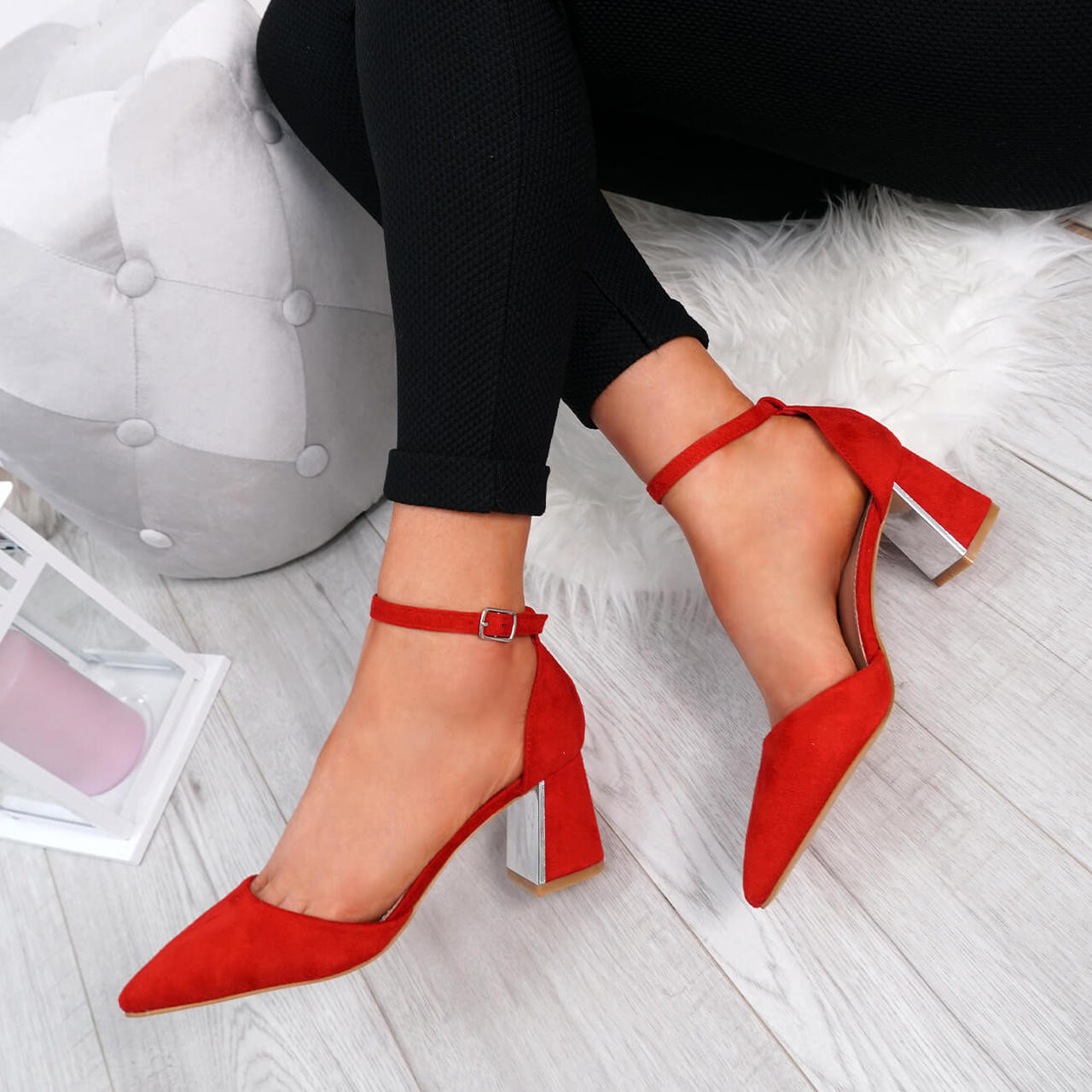 red heels pointed