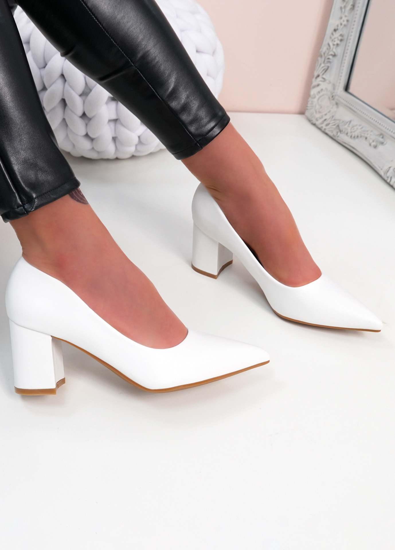 Atlanticus Women's White Block heel Sandals | Aldo Shoes