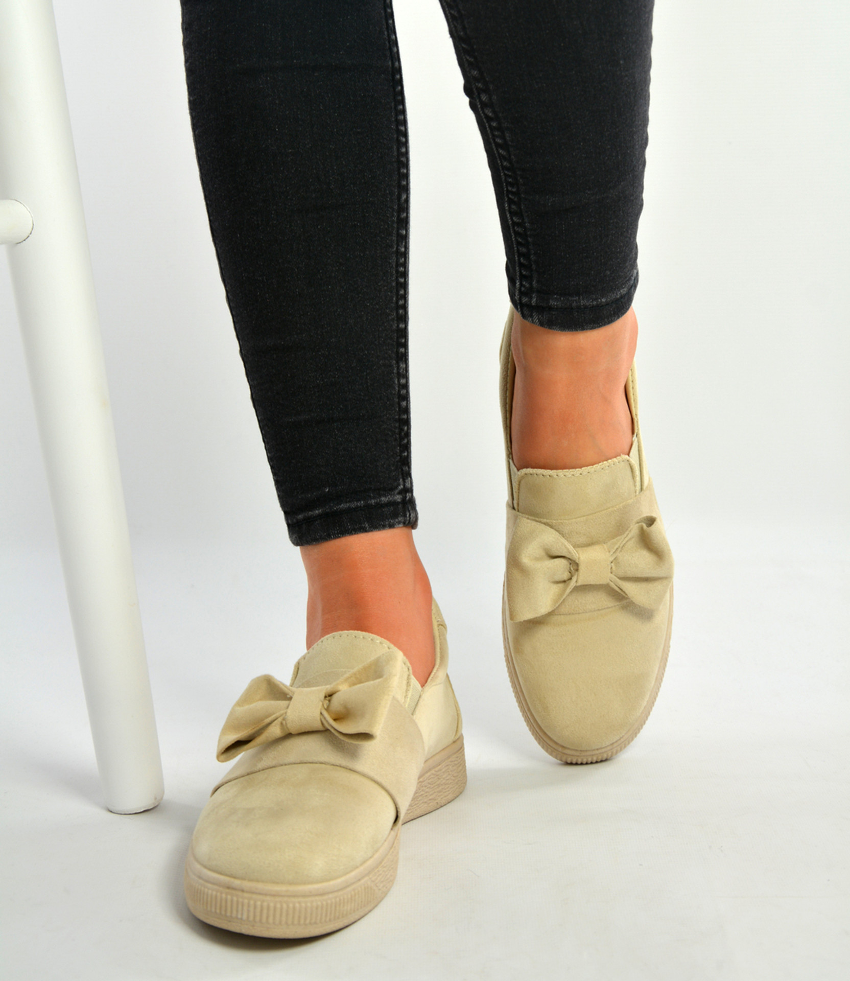 Beige Bow Sneakers Trainers