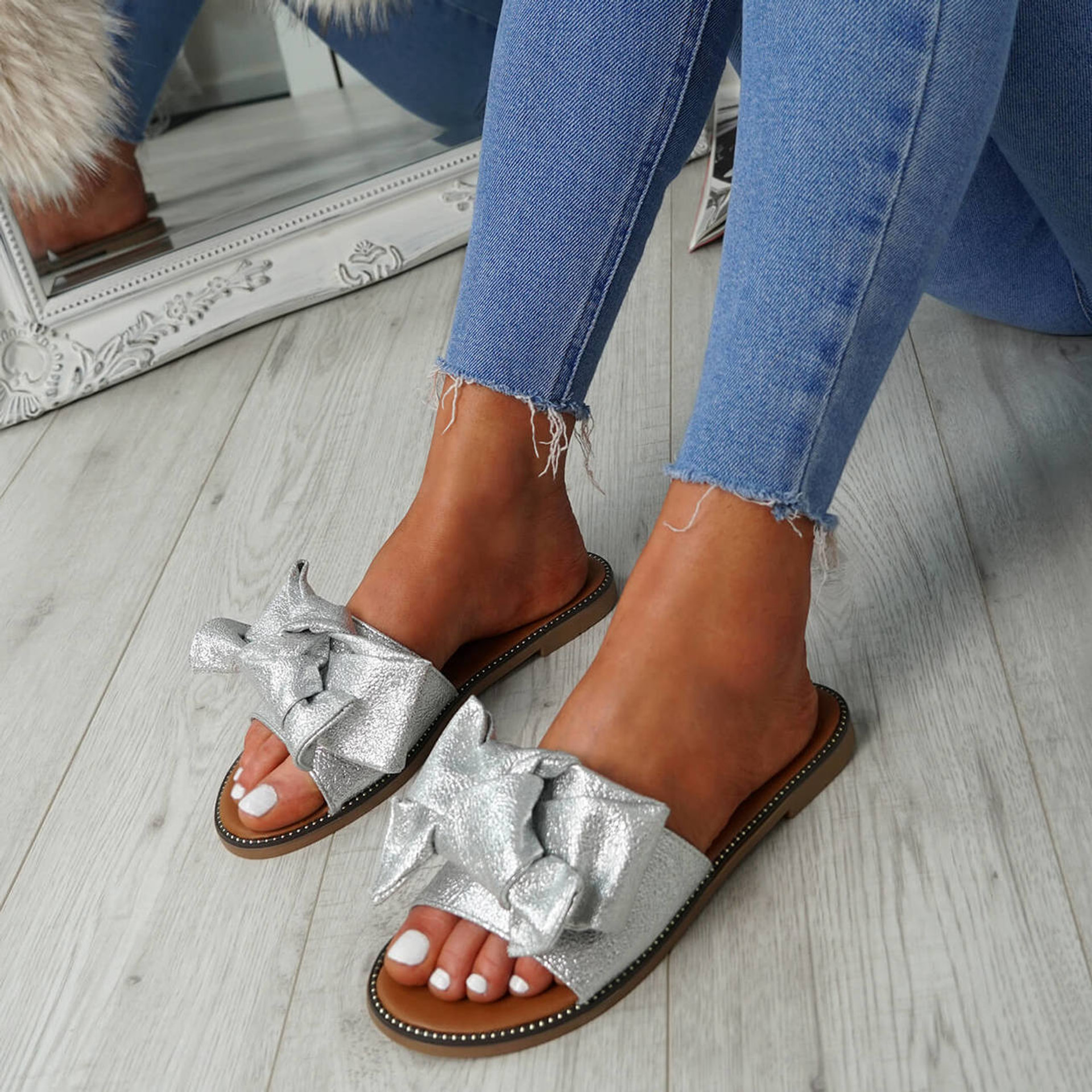 Nerva Silver Bow Flat Sandals