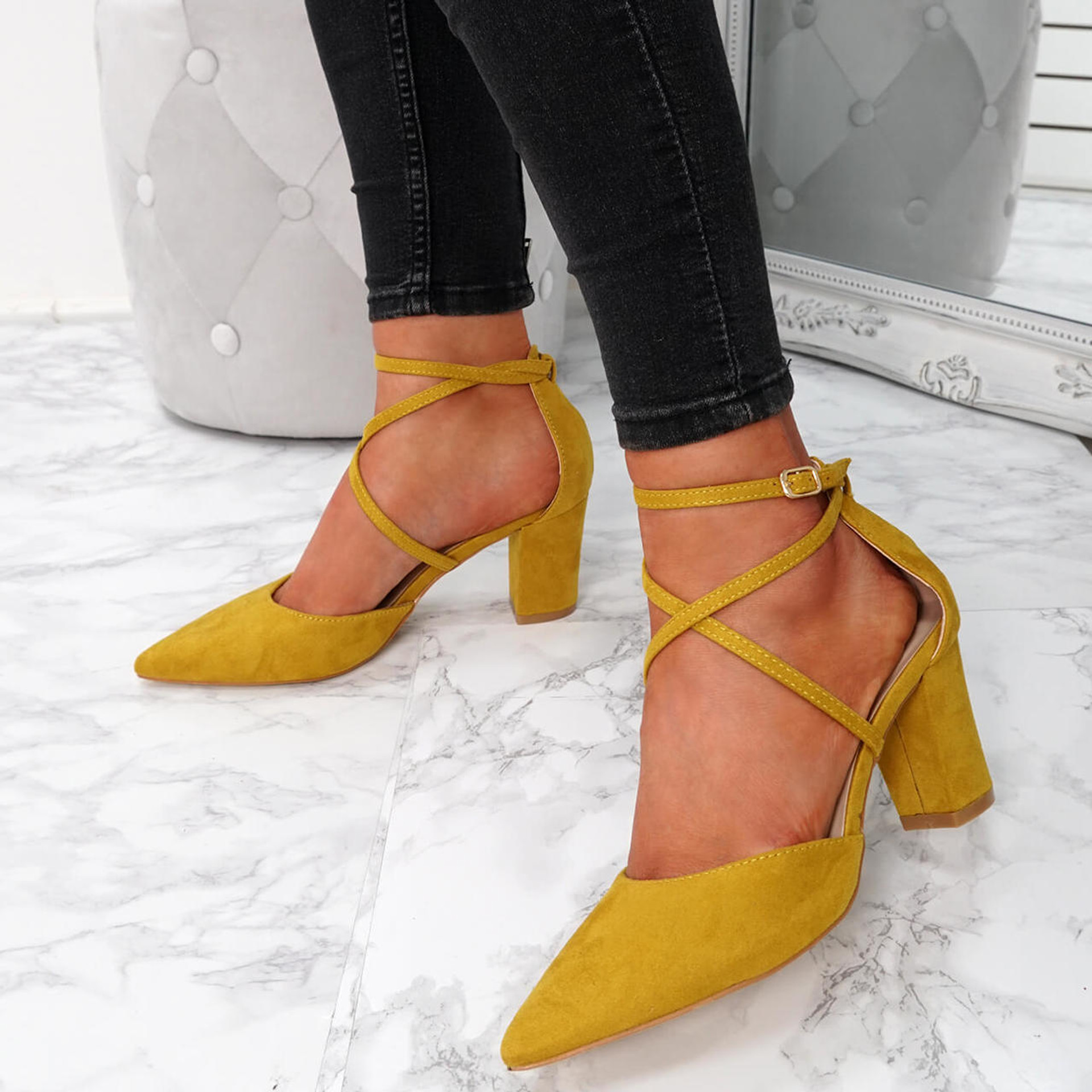 Konna Yellow Pointed Pumps