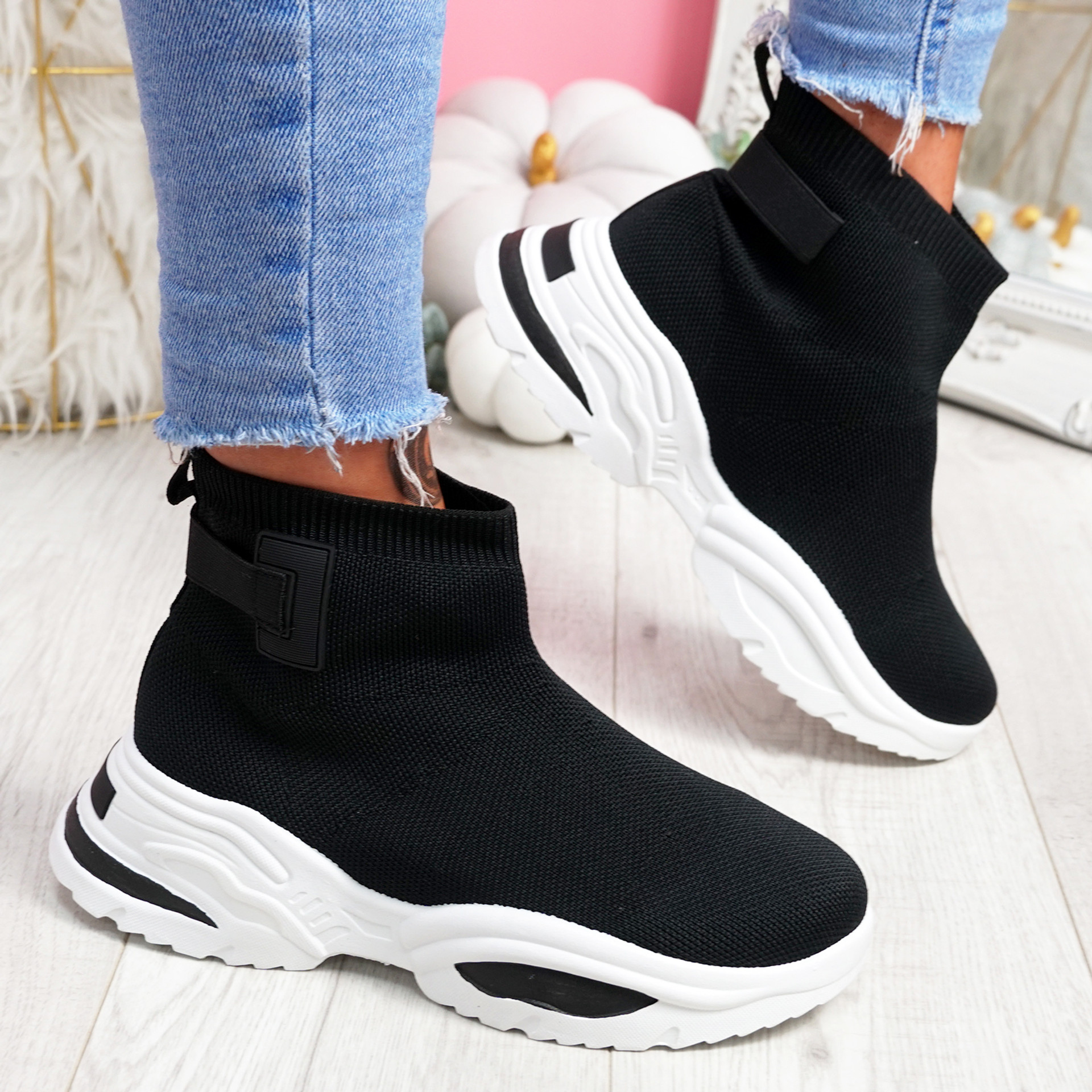 Hessya Black Sock Sneakers