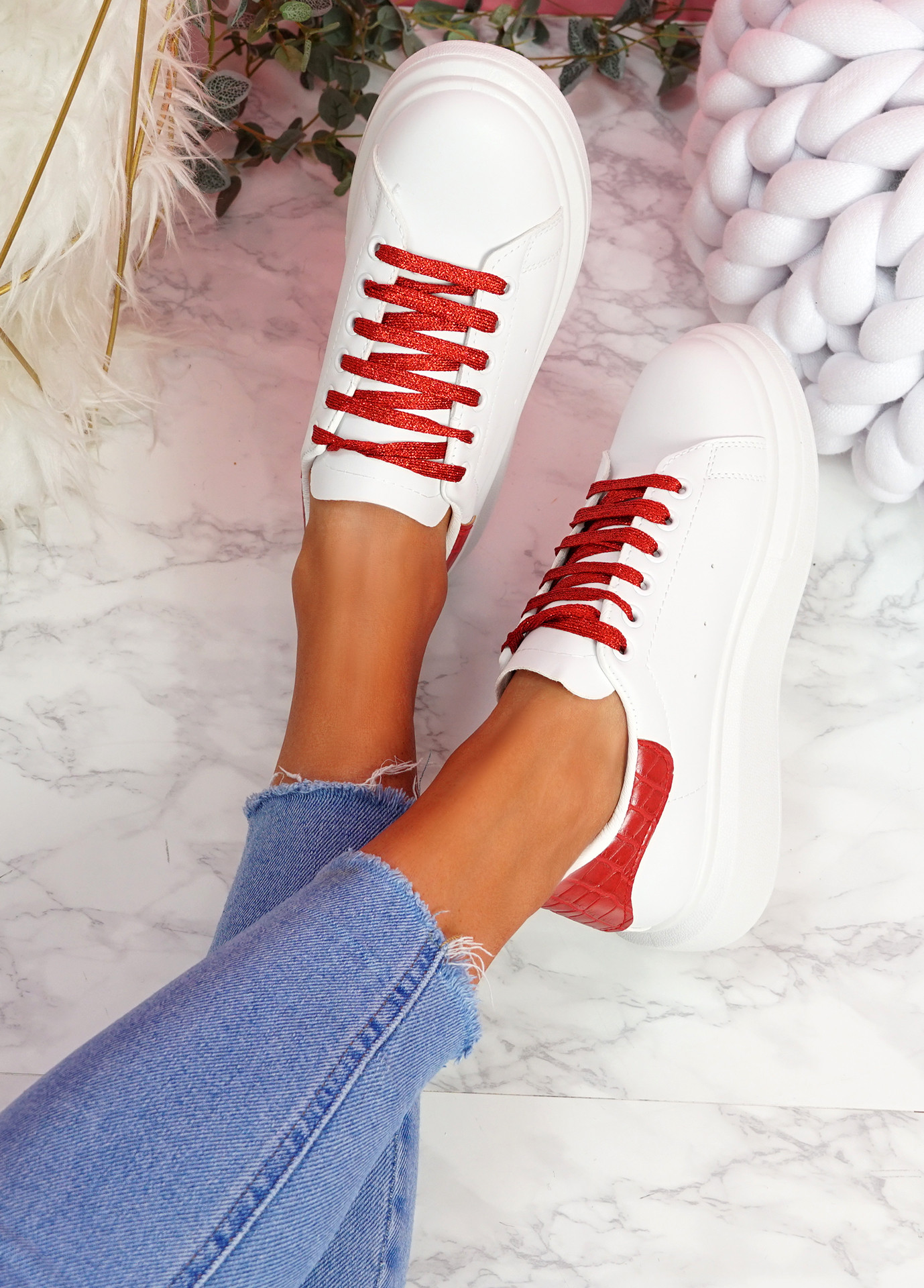 Hezzo White Red Croc Pattern Trainers