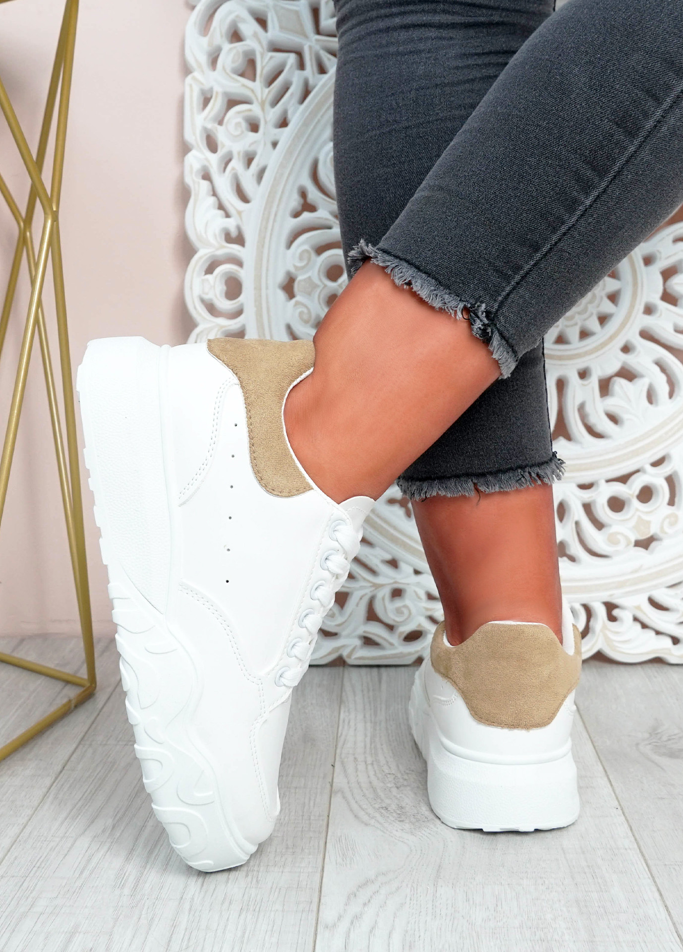 Alannah White Khaki Flatform Sneakers