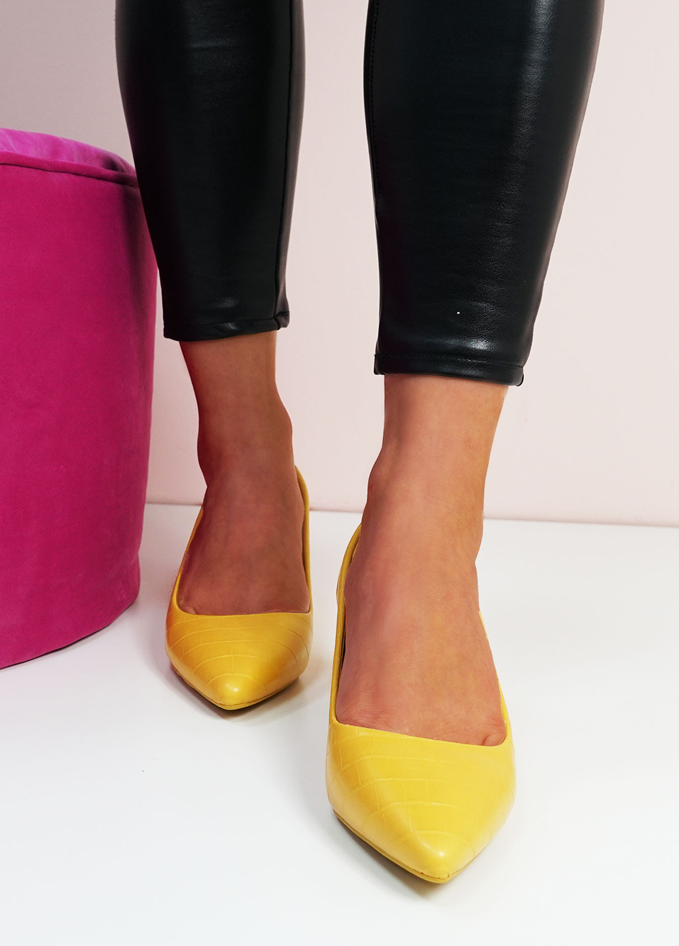 Zara Trafaluc Neon Green Pointed Heels | Vinted