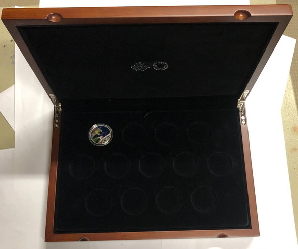 Canada: 2017 Celebrating Canada's 150th 13 Coin Set Box with Common Loon Coin Canada: 2017 Celebrating Canada's 150th 13 Coin Set Box with Common Loon Coin