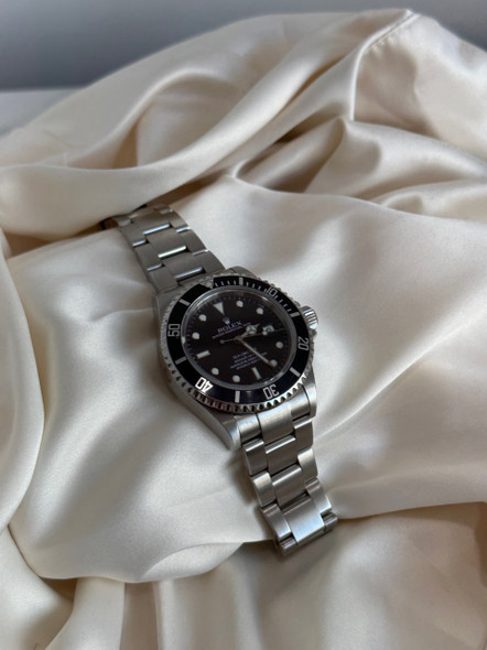 Rolex Sea-Dweller Ref. 16600T Watch