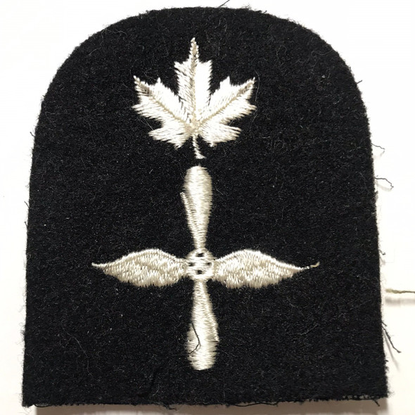Canada: Post War Era Royal Navy Military Patch (Winged Propeller and Maple Leaf) (Style 2) Canada: Post War Era Royal Navy Military Patch (Winged Propeller and Maple Leaf) (Style 2)