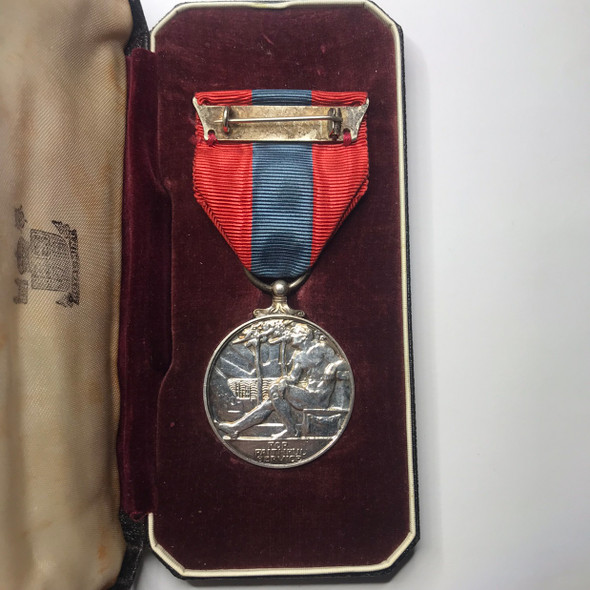 Great Britain: Imperial Service Medal to Leon Hannaford