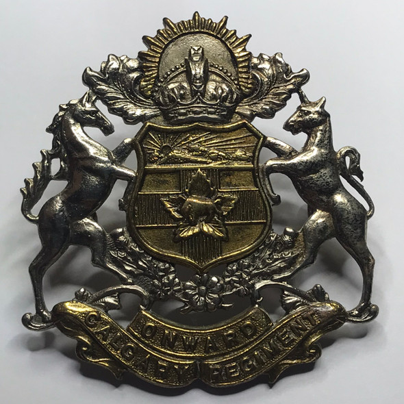 WWII Calgary Regiment Cap Badge