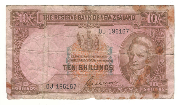 New Zealand: 1940-67 10 Shillings Wilson Signature