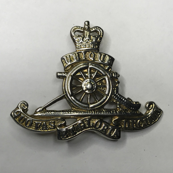 Canada: Post WWII Era Royal Regiment of Canadian Artillery Beret Badge