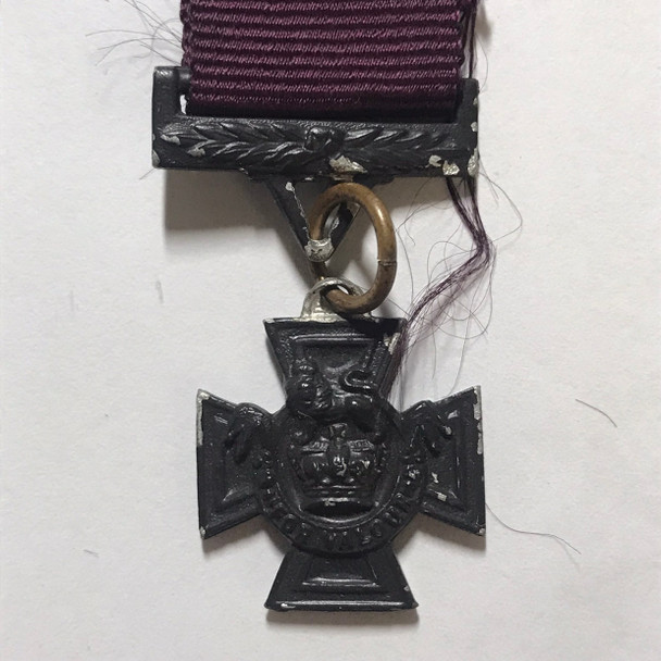 Great Britain: Victoria Cross Miniature Medal