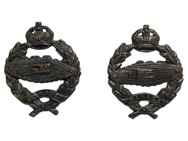 Canada: WWII Royal Canadian Armoured Corps Officers Collar Badge Pair