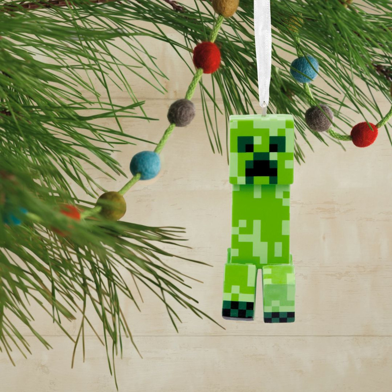 Minecraft Creeper Ornament by Hallmark RetroFestive.ca