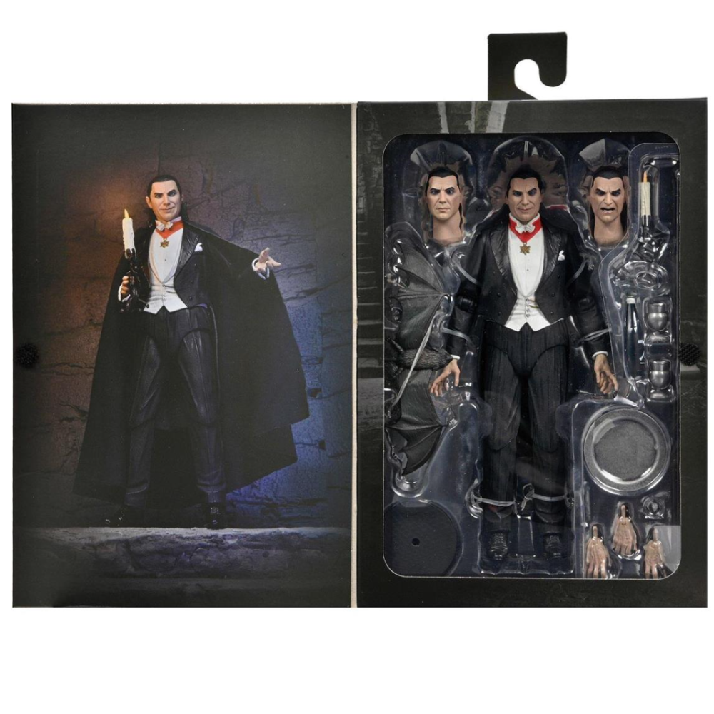 Universal Monsters Ultimate Dracula Deluxe Action Figure by NECA Canada ...