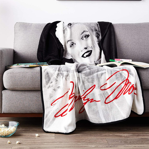 Marilyn Monroe Throw Blanket On Couch View Marilyn Monroe Throw Blanket On Couch View