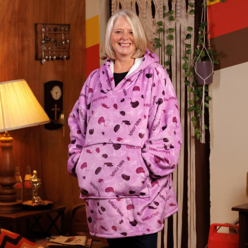 Sotally Tober Blanket Hoodie - Lifestyle 2 Sotally Tober Blanket Hoodie - Lifestyle 2