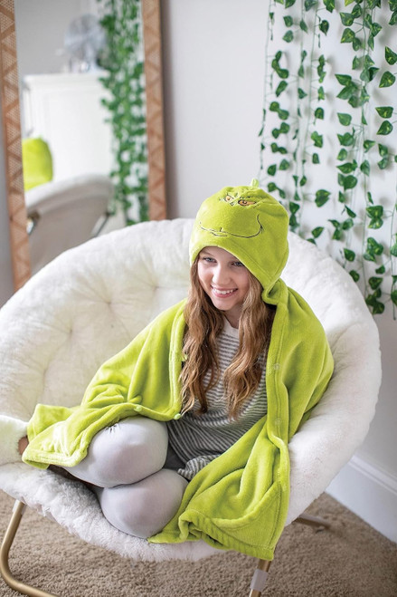 Hooded Grinch Blanket on Model