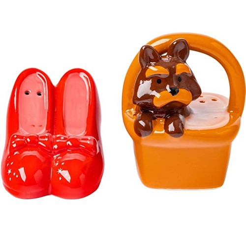 Front View: Wizard of Oz Salt and Pepper Shakers