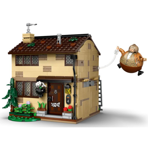 LEGO Harry Potter: Privet Drive Aunt Marge's Visit Closed