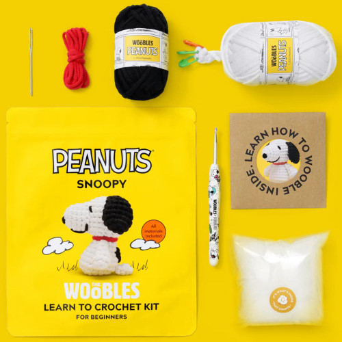 Woobles: Peanuts - Snoopy Crochet Kit - Contents