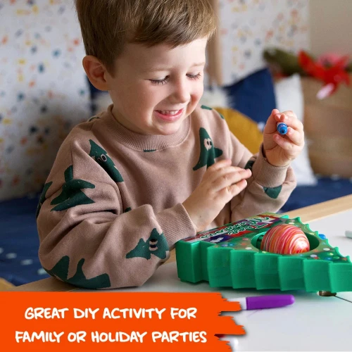 Having Fun Decoration Ornaments with Treemendous!