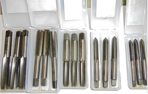 3/8 In Size Socket Wrenches 16 Pieces UNC SPLIT DIES 7/32 1/8 3/16 - Foto 5