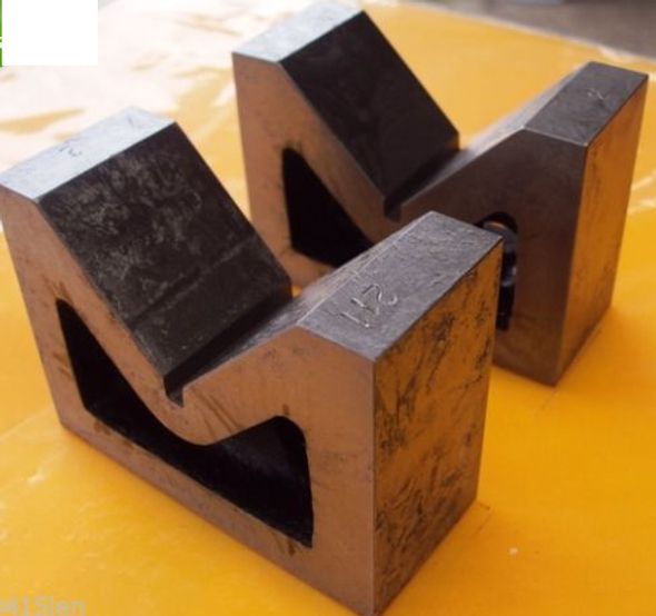 3" Vee Blocks [Matching Pair] - 75 x 56 x 31mm - Up to 70mm Round