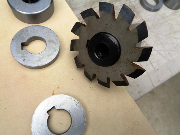 Gear Cutters, Splines, Milling Cutters & Arbors - All available at LPR Toolmakers an Australian family-owned business that imports high quality Milling & Gear Cutting Arbors. Shipped from Melbourne, Victoria.