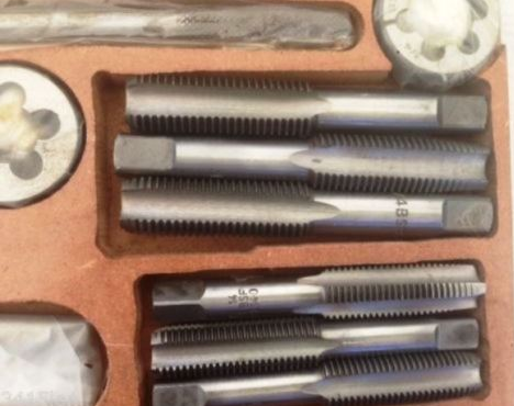 BSF Tap & Die Set (32pc) Boxed Left Hand 1/4" to 3/4" LPR Toolmakers