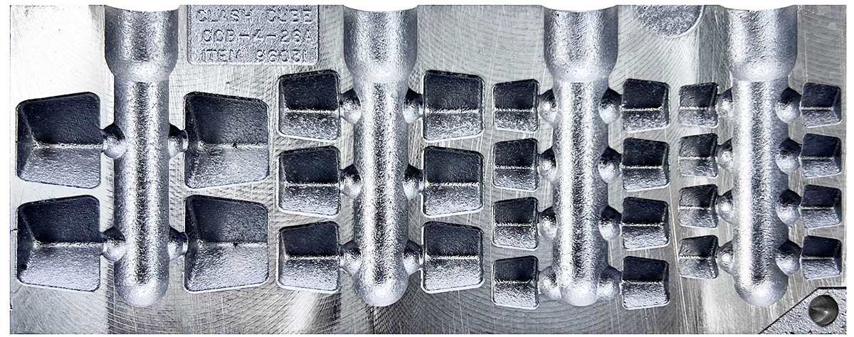 Do-It Molds Do-It Essentials Clash Cube Worm Mold