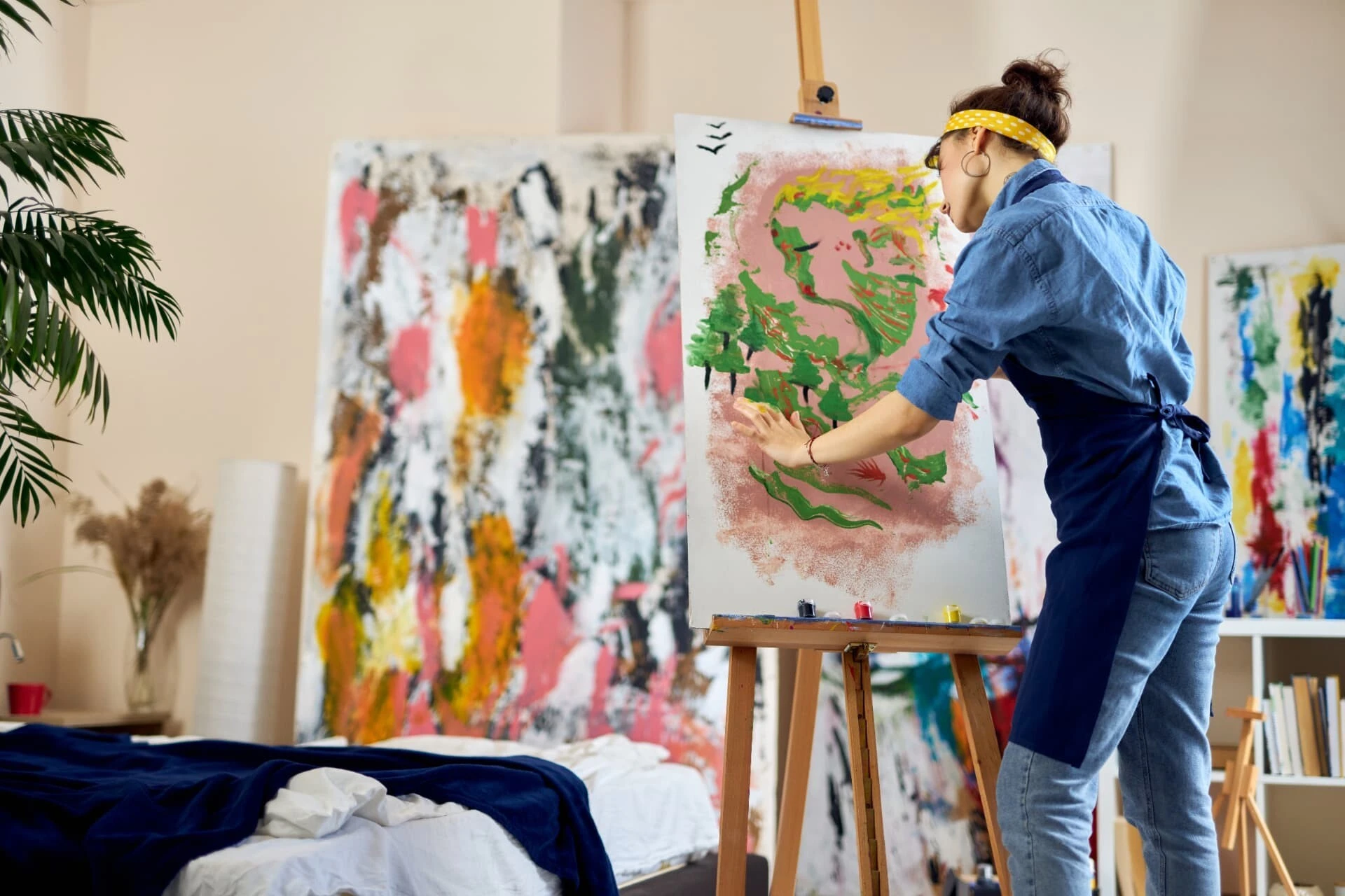 A Turner Memorial artist personalizing an urn in the design studio