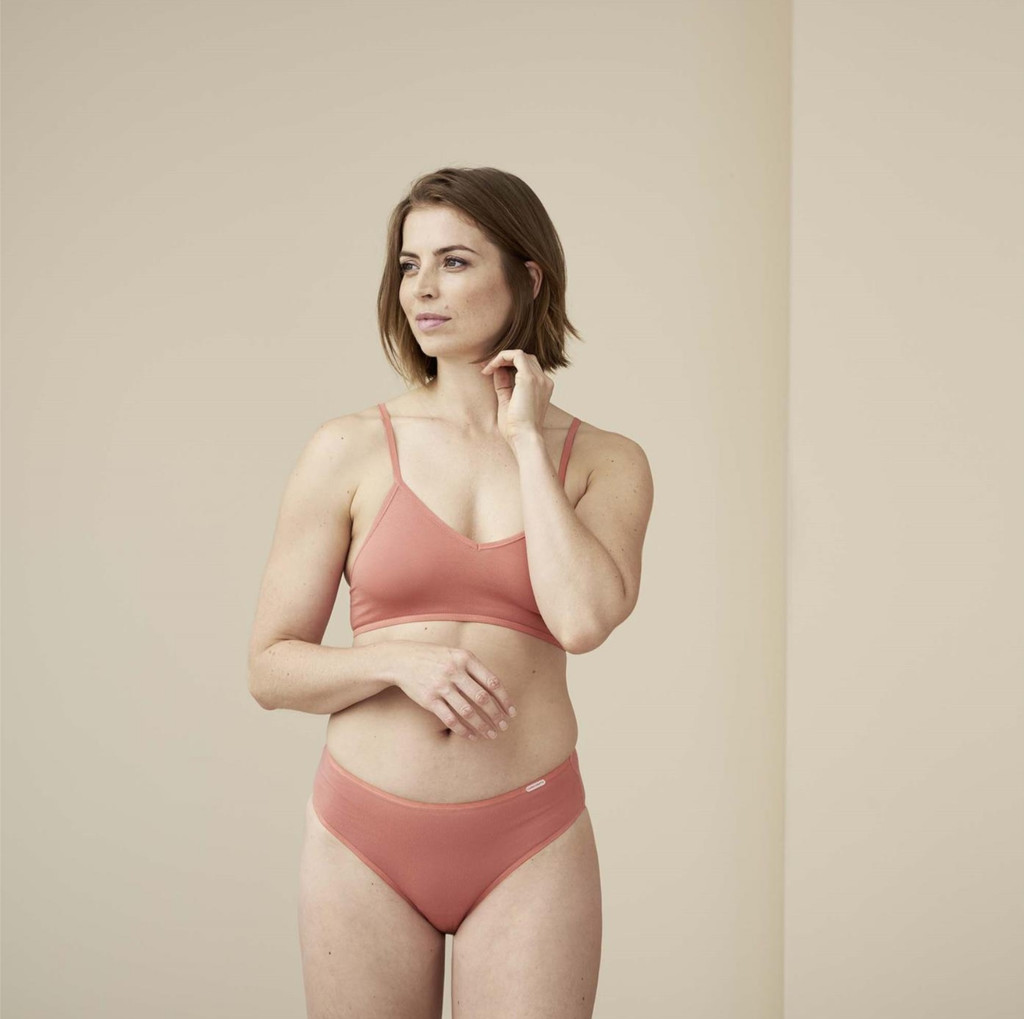 Bustier , Organic Cotton
Color: 800 blush