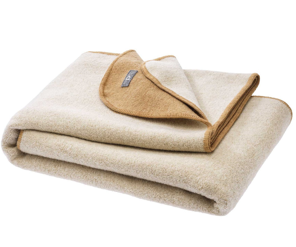 Disana Organic Boild Wool Doublefaced Blanket
Color: 940 Caramel Natural