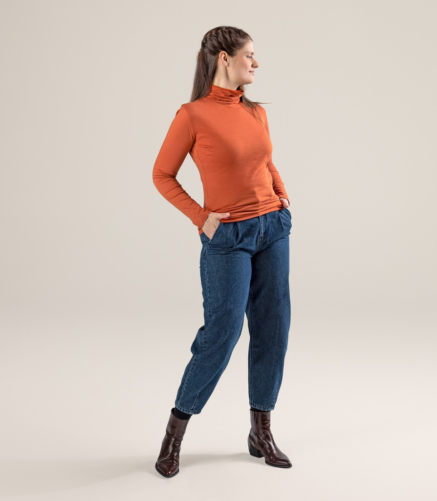 Women's Organic Cotton Turtleneck shirt
Color: 789 Rust