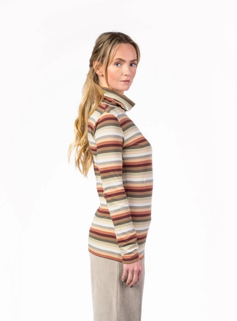 Women's Organic Cotton Turtleneck shirt