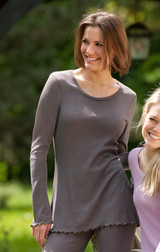 Organic Wool/ Silk Women's Nightshirt
Color: taupe