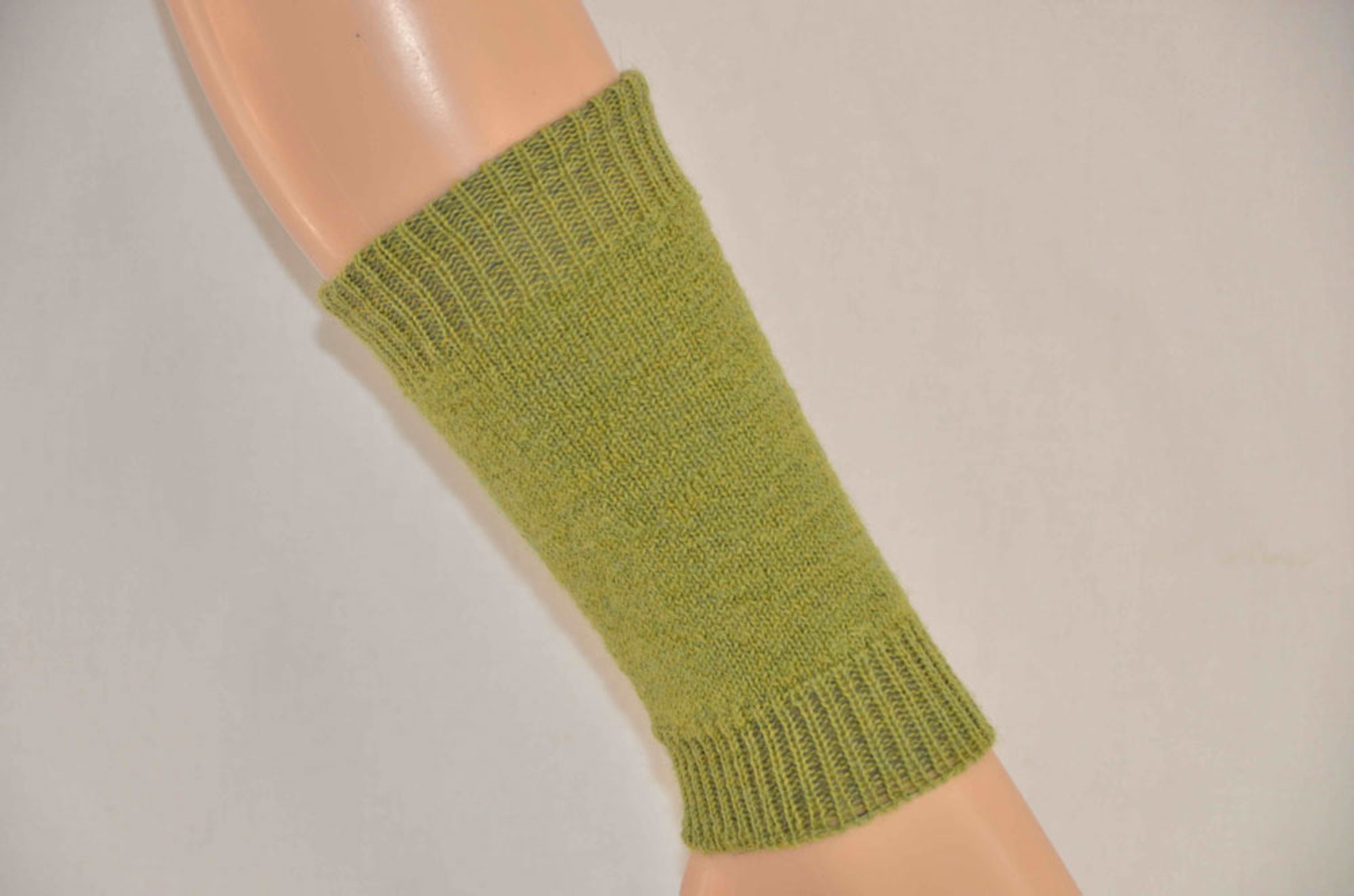 Thick clearance leg warmers