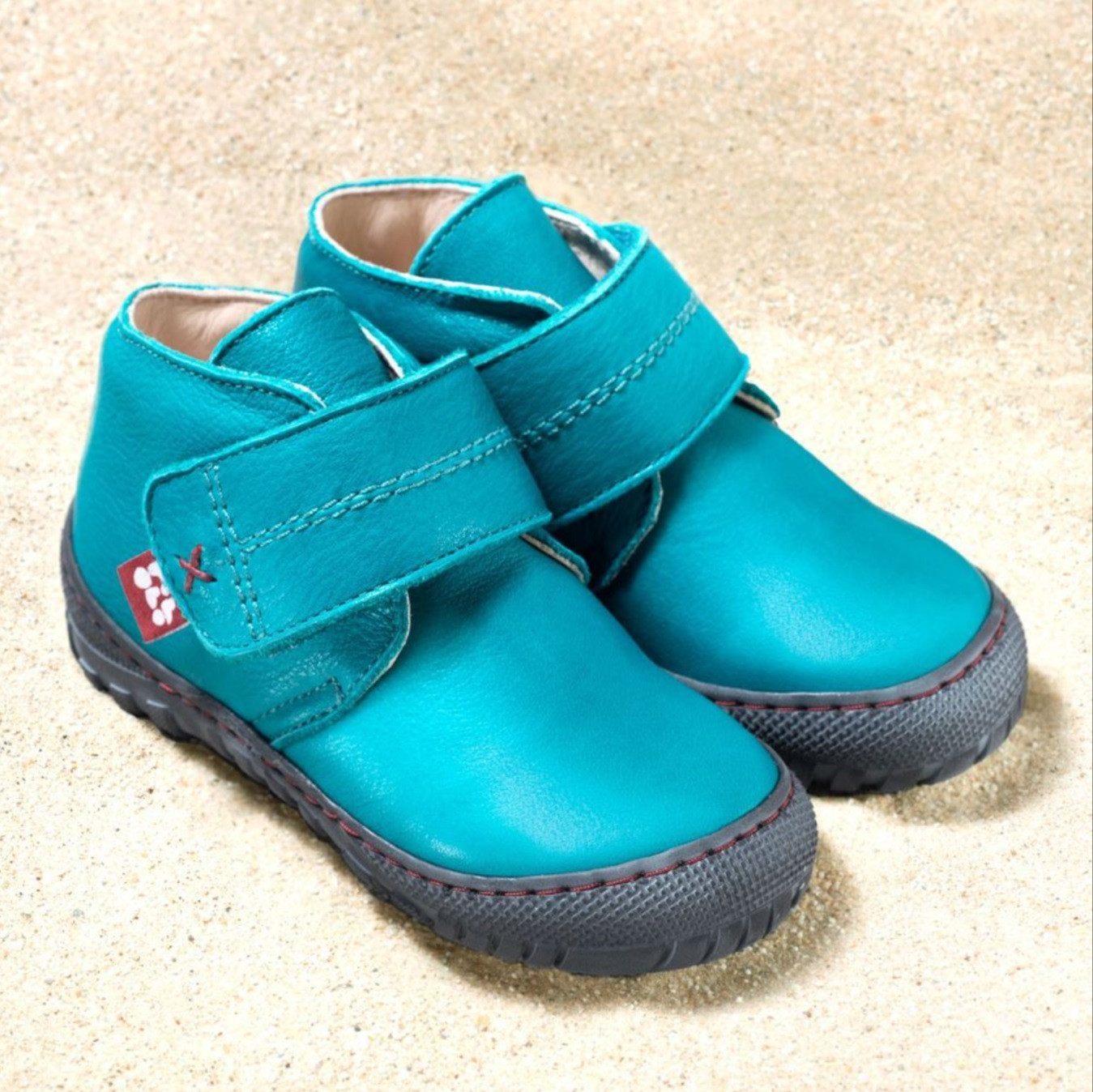 little natural free shoes